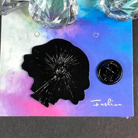 Hermione Red Scarf Lapel Pin Granger Harry Badge Brooch Accessories Jewelry Gift - Picture 3 of 5